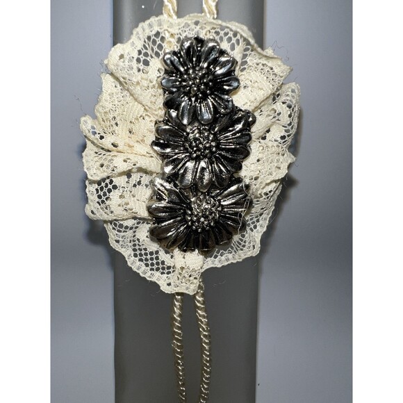 VIA VENETO ITALY milky Decanter bottle Silver Flower Cork Stopper Vintage - Picture 3 of 10